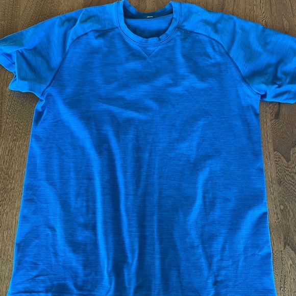 lululemon athletica Other - Lululemon mens swiftly LG